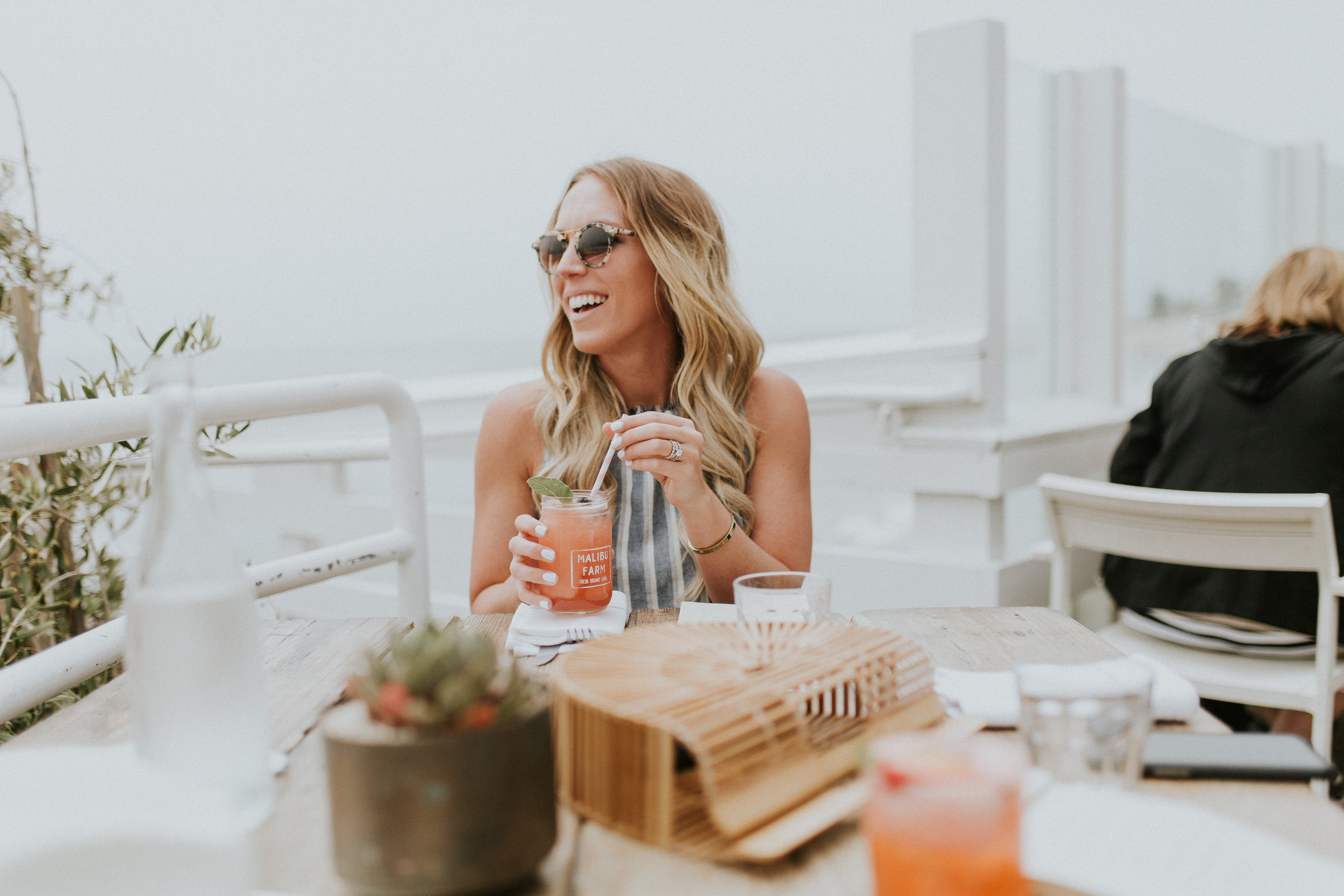 Blogger Gracefully Taylored in Bella Dahl Set in Malibu(6).jpg