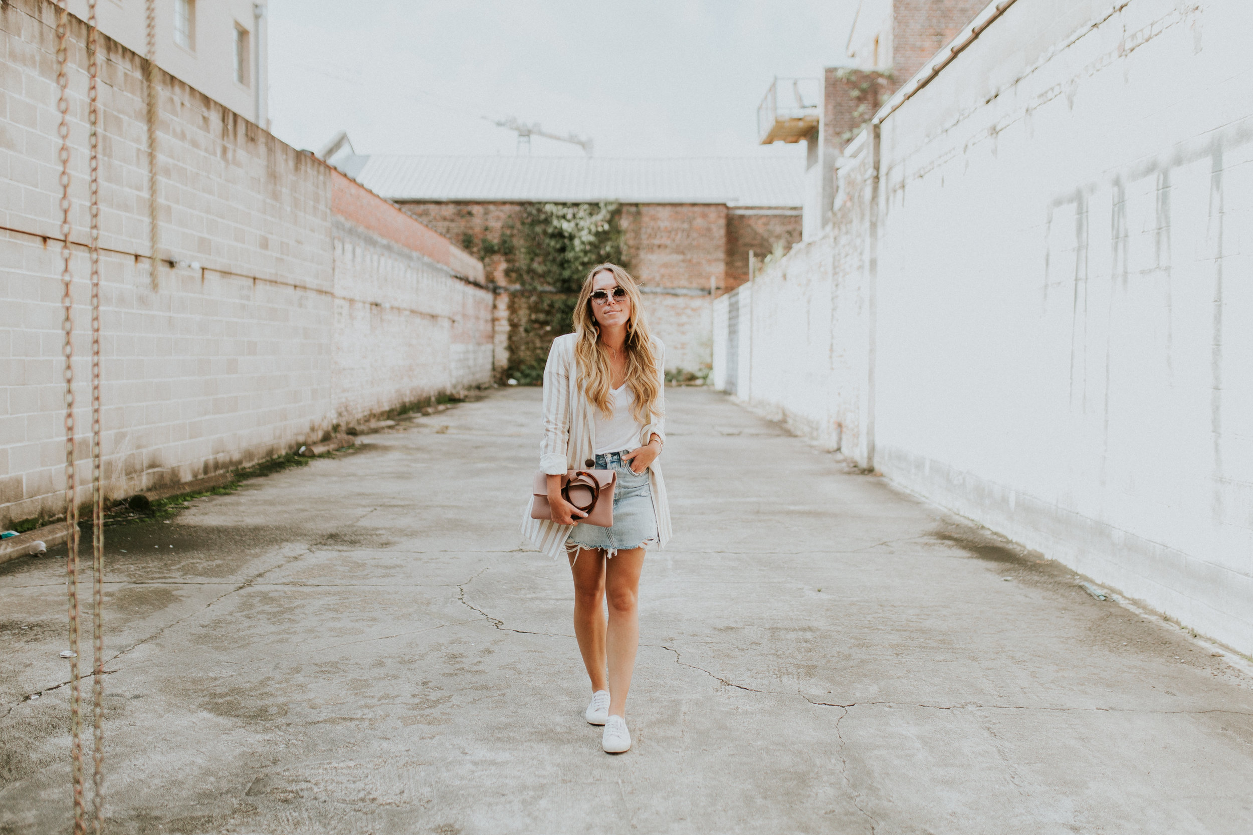 Blogger Gracefully Taylored in Levi Denim Skirt and Blazer22).jpg