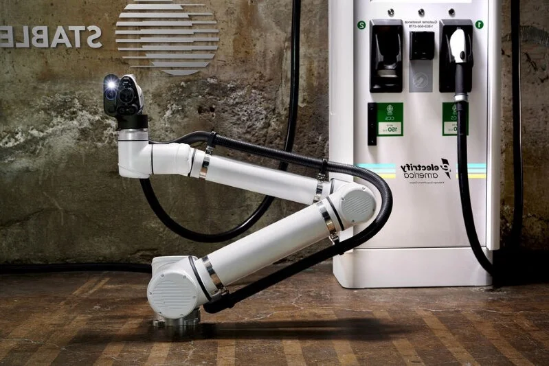electrify-america-and-stable-auto-are-testing-robotic-ev-chargers-for-self-driving-cars__967567_.jpg
