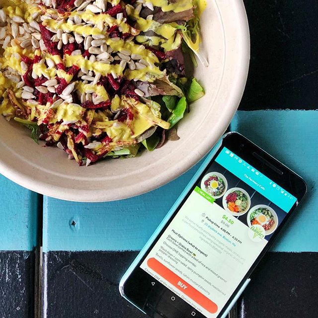 We&rsquo;re all about accessible healthy eating 👌 find us on @foodforallapp for reduced priced bowls available right around closing. It helps us reduce waste + helps your wallet ♻️