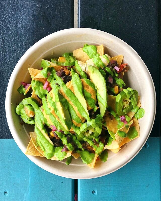 In queso you didn&rsquo;t know... nacho kits are now available for meal delivery! Ready to assemble in minutes with @mininatortilla chips, black bean + corn southwest salad, creamy cashew queso, avocado, pickled jalapeños +onions and chimichurri her