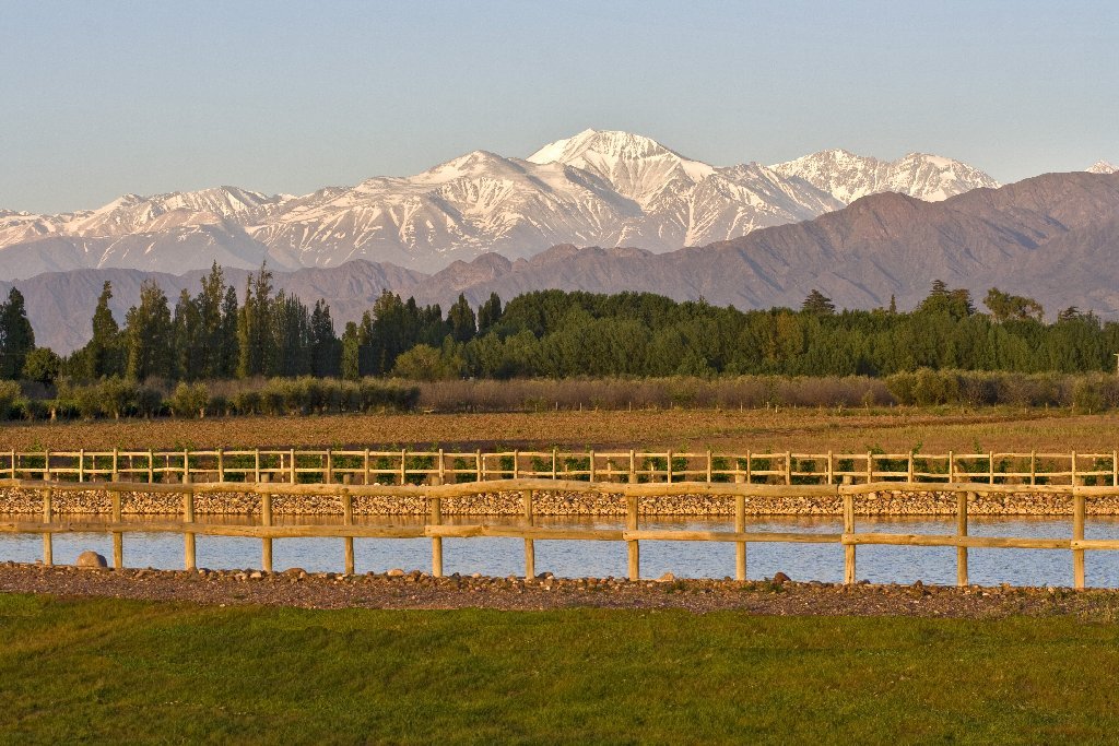 Reservoir & the Andes.jpg