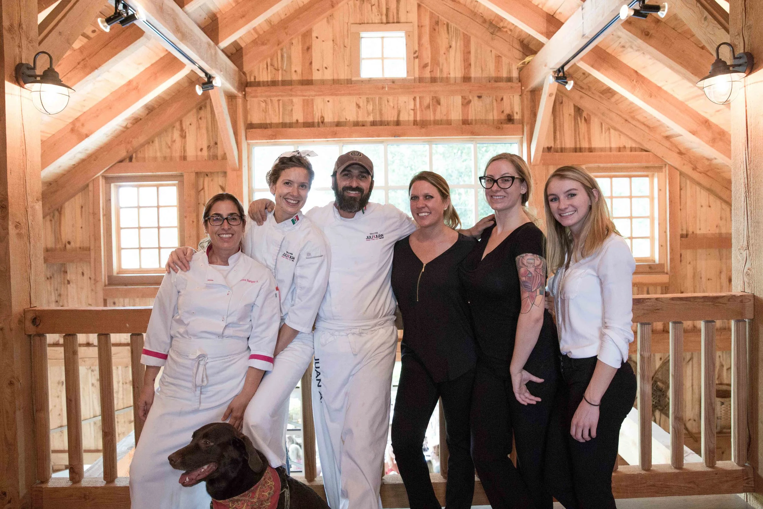 Thanks to DOBODO EVENTS amazing staff, to Estée you are amazing!! We love having you!! and my sister chef, and health coach Jessica Rodriguez Palazuelos for her magic hands in the kitchen. Johnny Robson great pictures!! =D P' You da best of All!