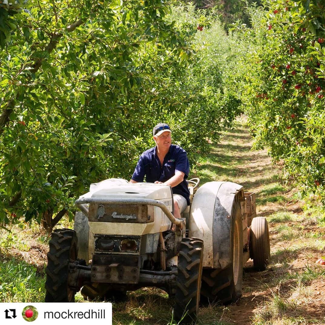 HAPPY Father's Day everyone. A wonderful photo @mockredhill! 
#Repost @mockredhill (@get_repost)
・・・
Happy Fathers Day to our Dad, Nev Mock! We know lots of you are feeling down today as you can&rsquo;t spend time your your dad due to the lockdown. H