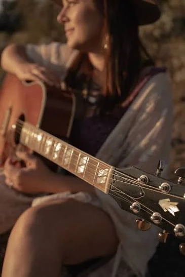 Mandy Cole Live