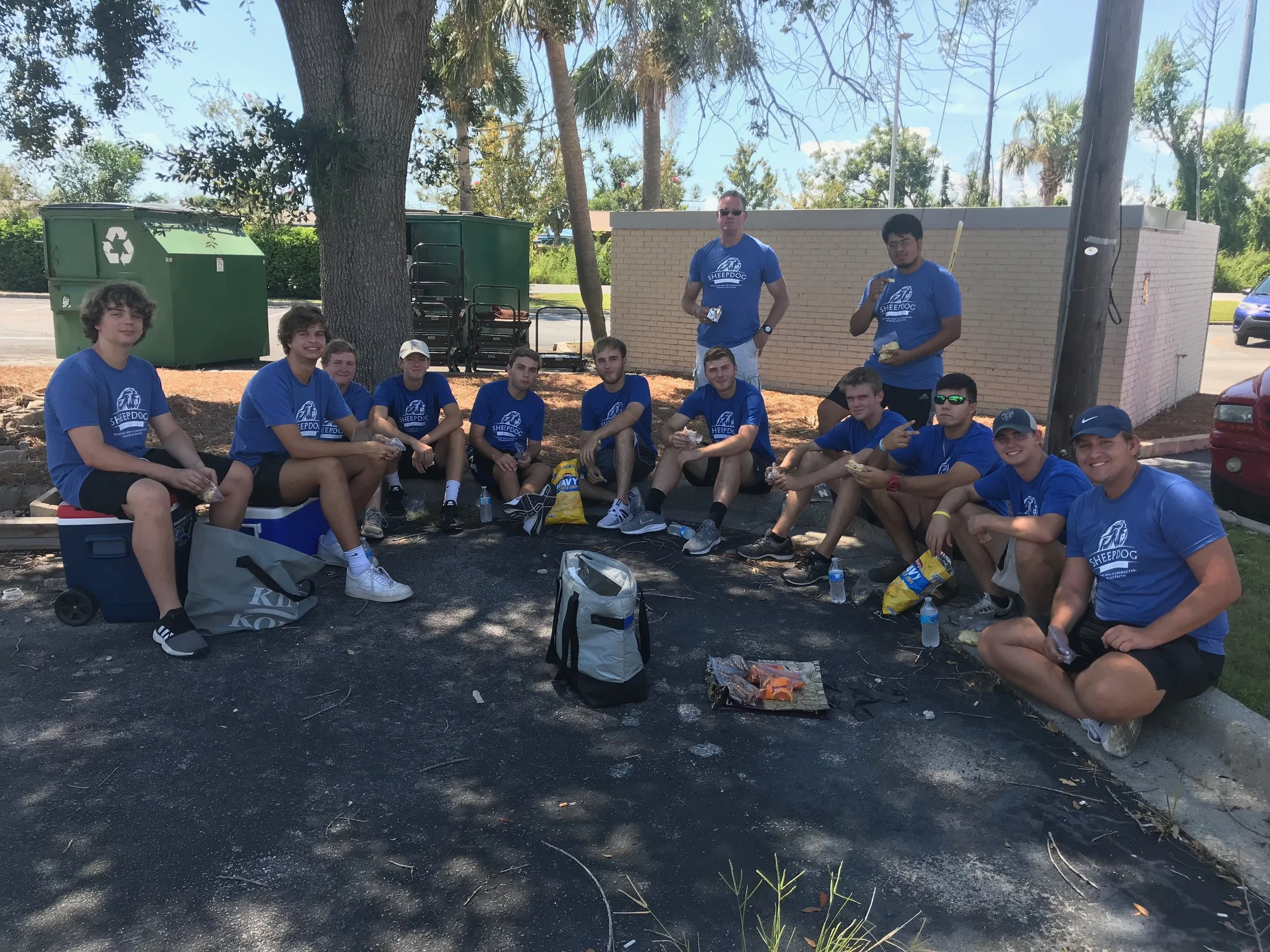 PCB Trip - lunch.JPG