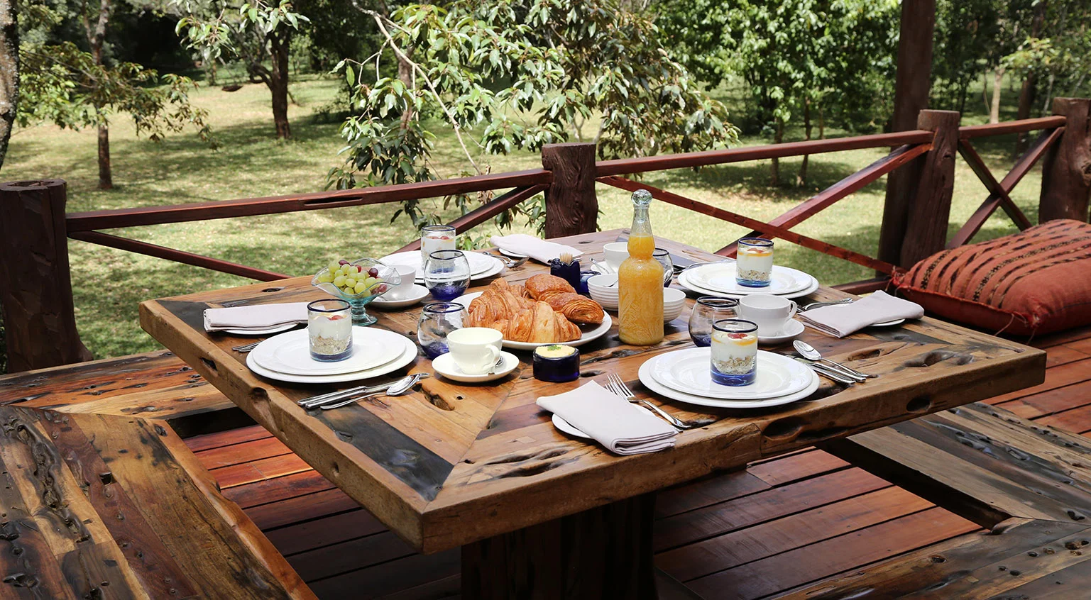 Breakfast at the Main House