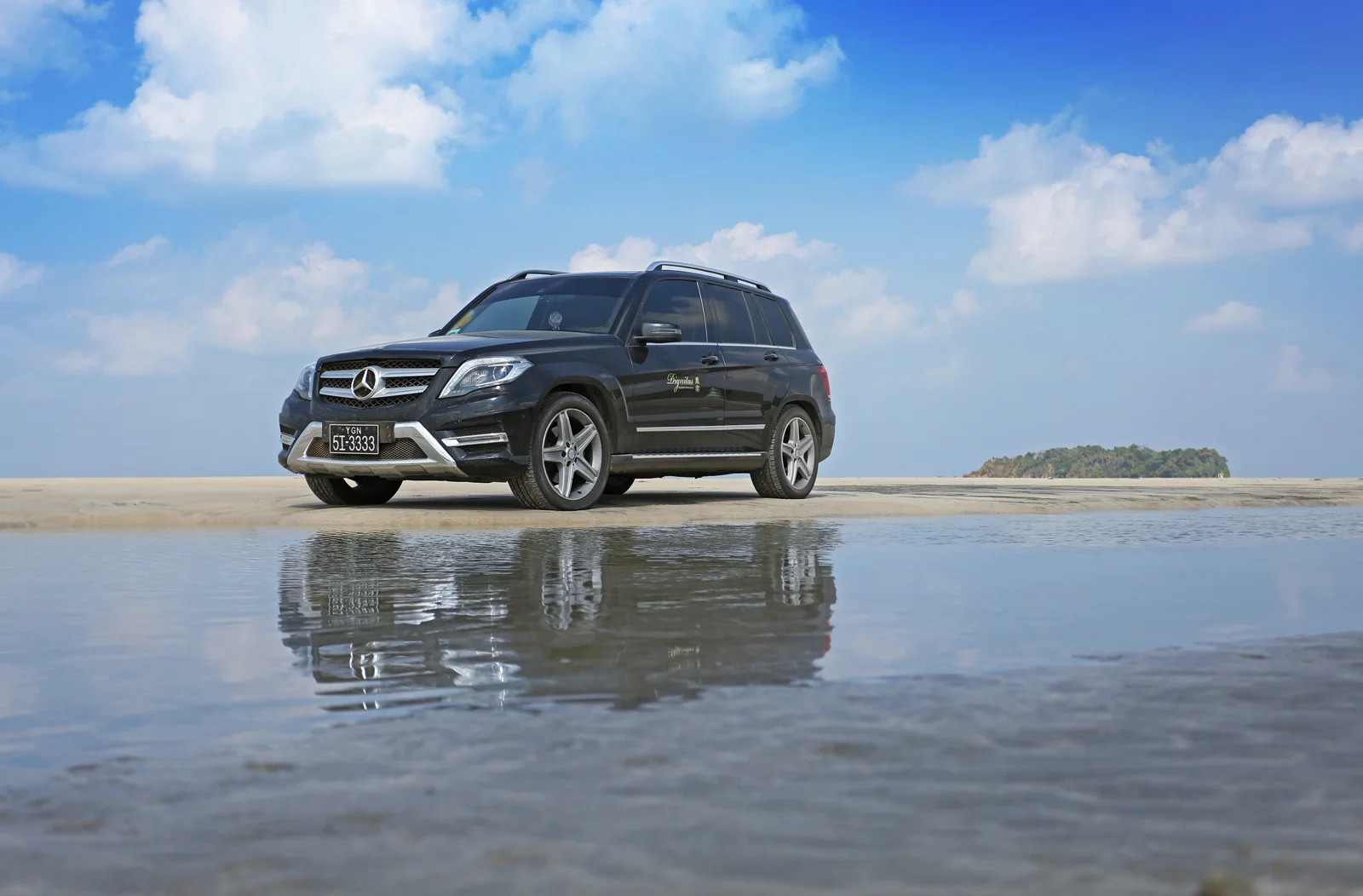 One of Dignitas' popular choice of cars, the luxurious Mercedes GLK compact SUV