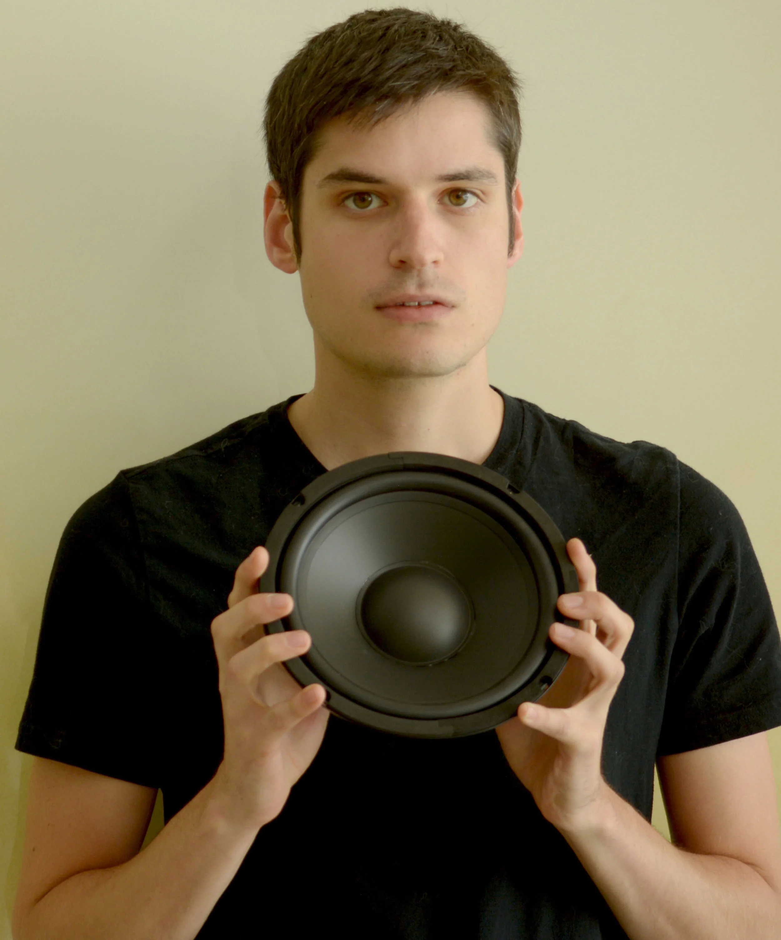 Jason Charney, technical director/electronics Jason Charney is a composer and sound artist. He works with instruments, physical objects, and digital technology, often combining them. He holds degrees in music theory and composition from the University of Kansas and Bowling Green State University and is currently pursuing his MFA in intermedia and digital arts at UMBC.