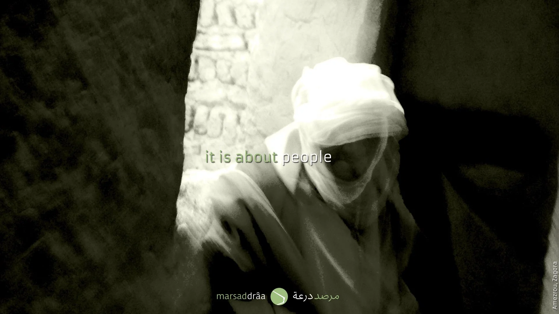 The desert is, overall, about people. It is true the first impression is given by the landscapes but then you realise that how desert people treat you is not usual because of their way of life and thinking.