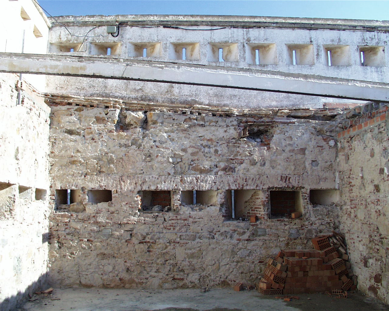 Nave2.JPG