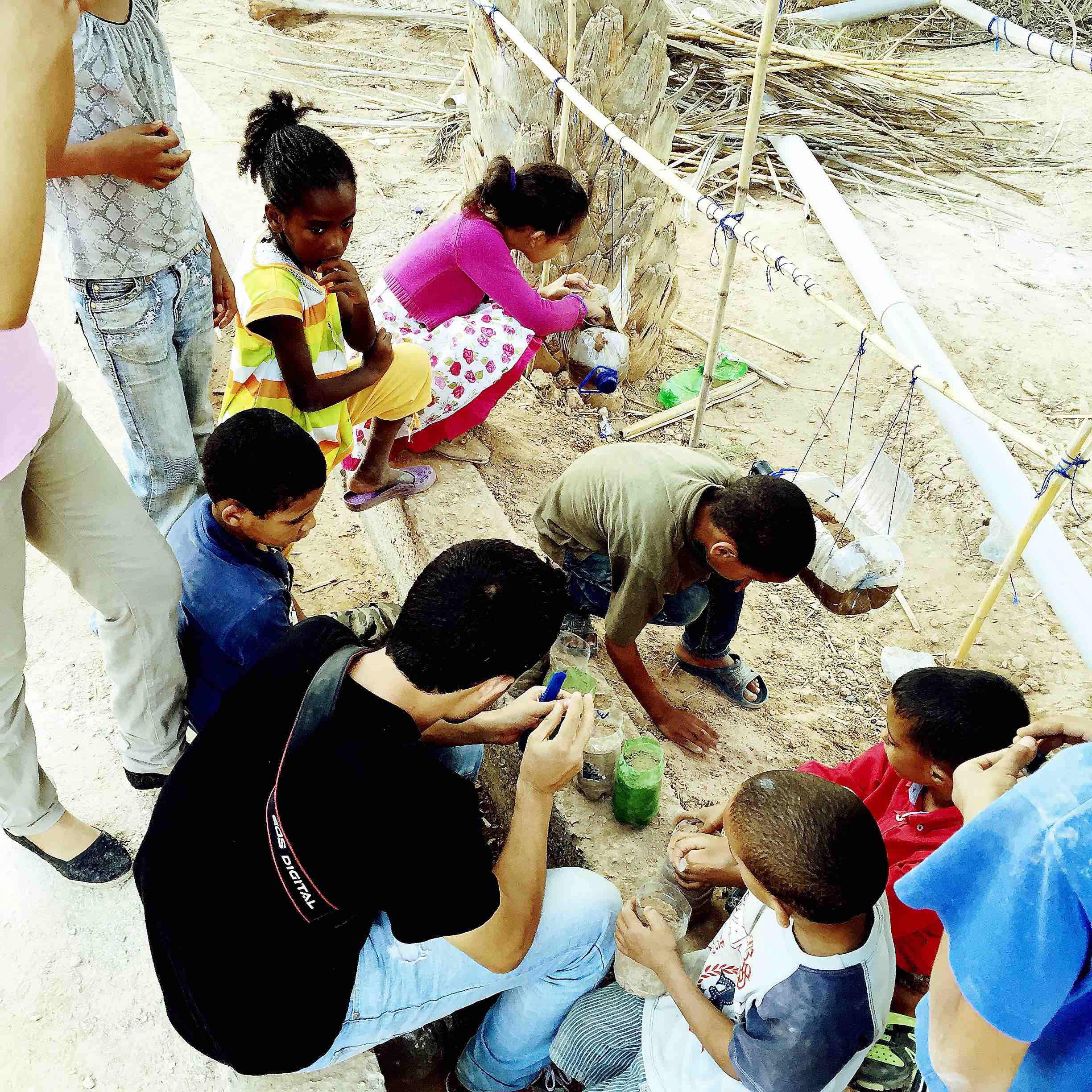 Art and environmental workshop by Rachid Ouhnni and Adil Moumane