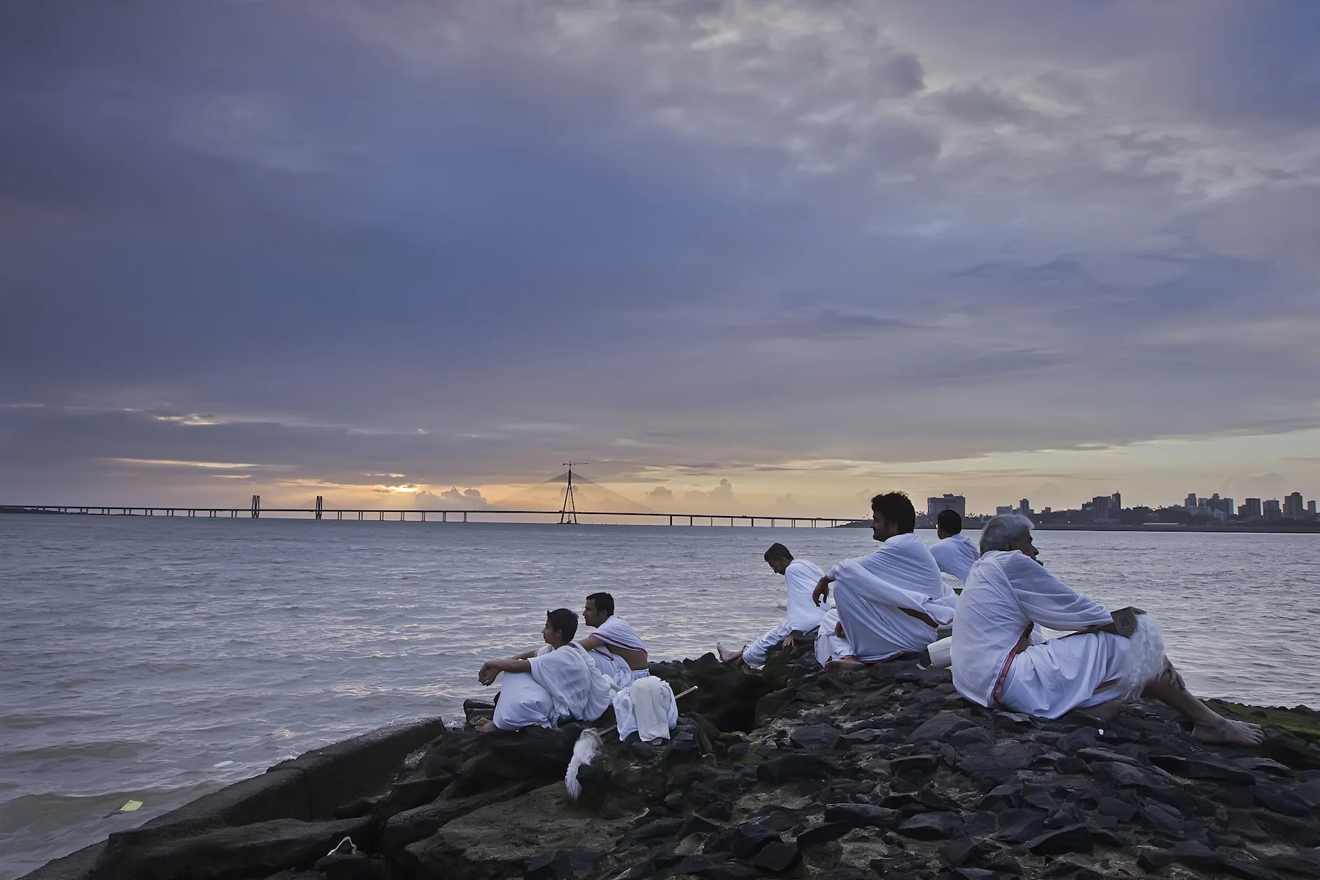 Navio de Teseu, Anand Gandhi, 2013