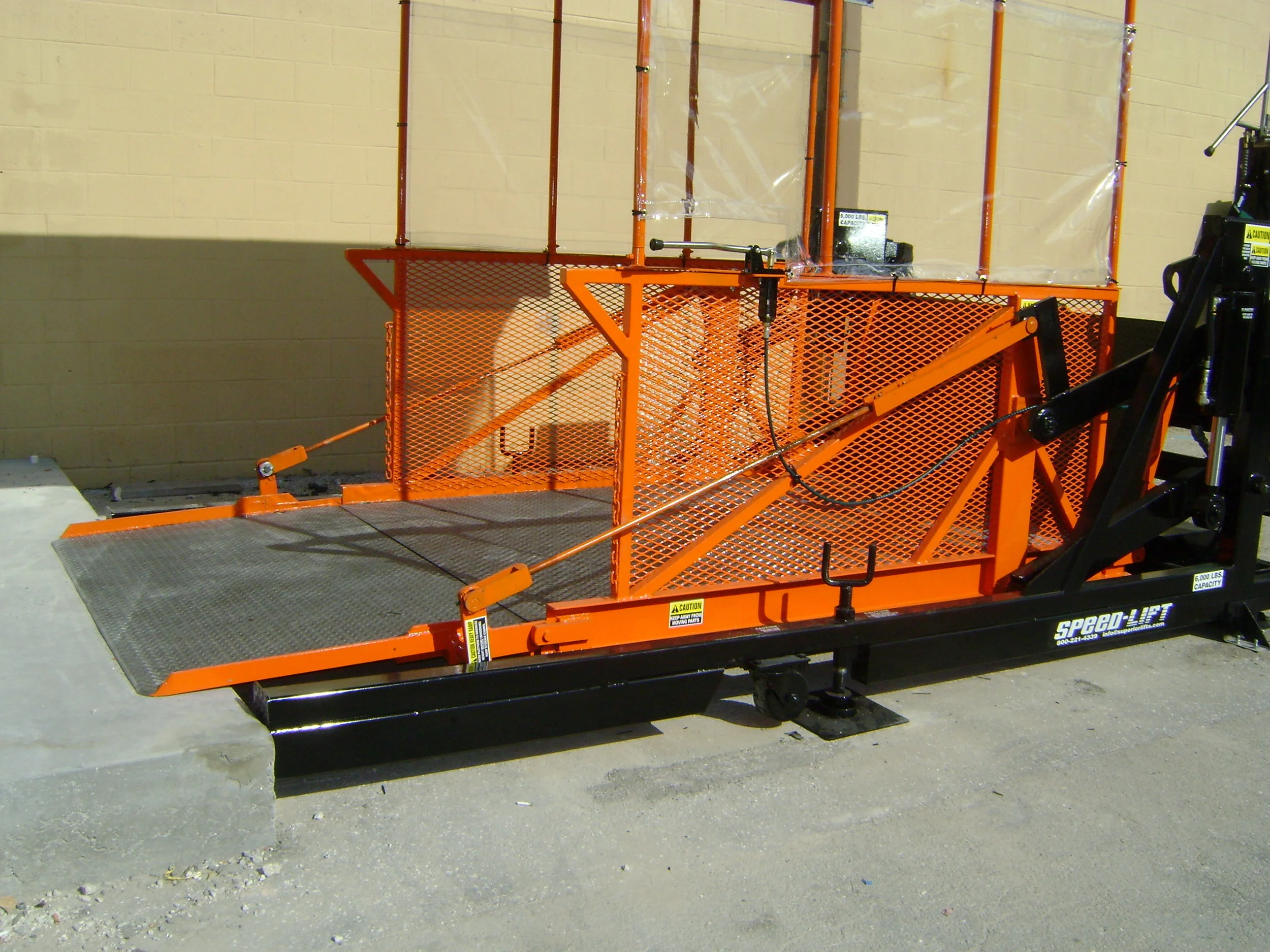 Speed Lifts: Custom Loading Dock Lift l Superior Handling Equipment