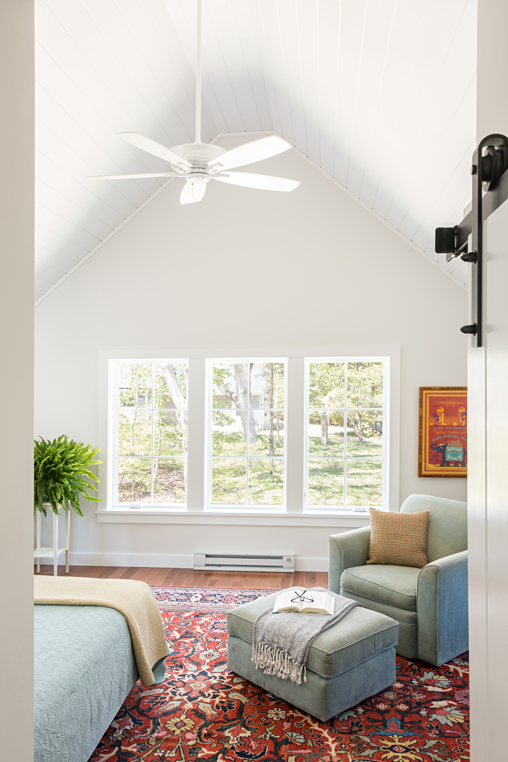 oyster pond_master bedroom.jpg