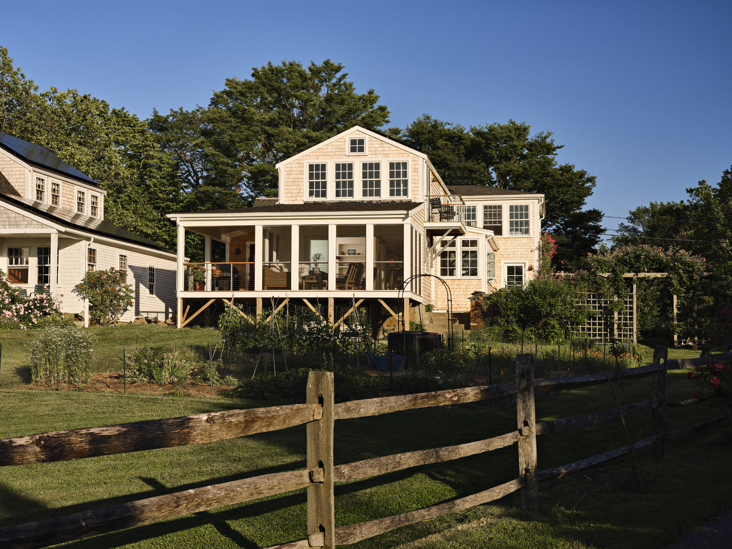 barnstable village exterior 9.jpg