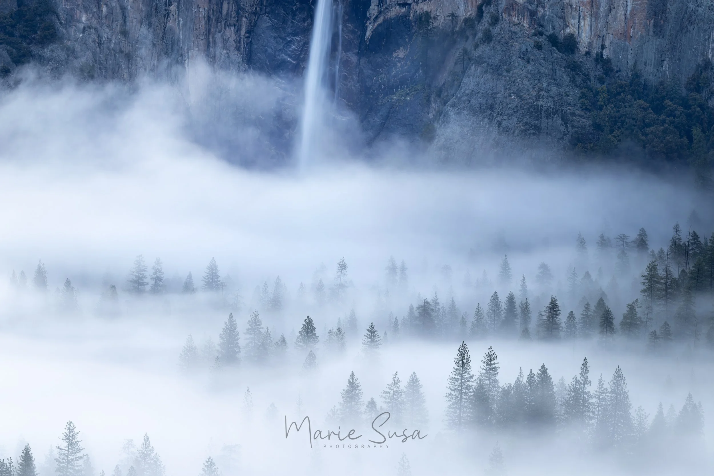 Bridalveil_Fog_9460-9460.jpg