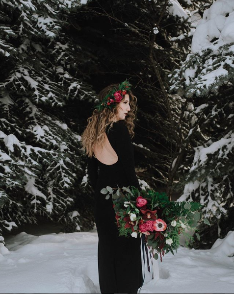 Photography by Kara Hockley. Florals by MJ's Floral Boutique. Makeup by Candace Janisch. Modelling by Lauren Rousson
