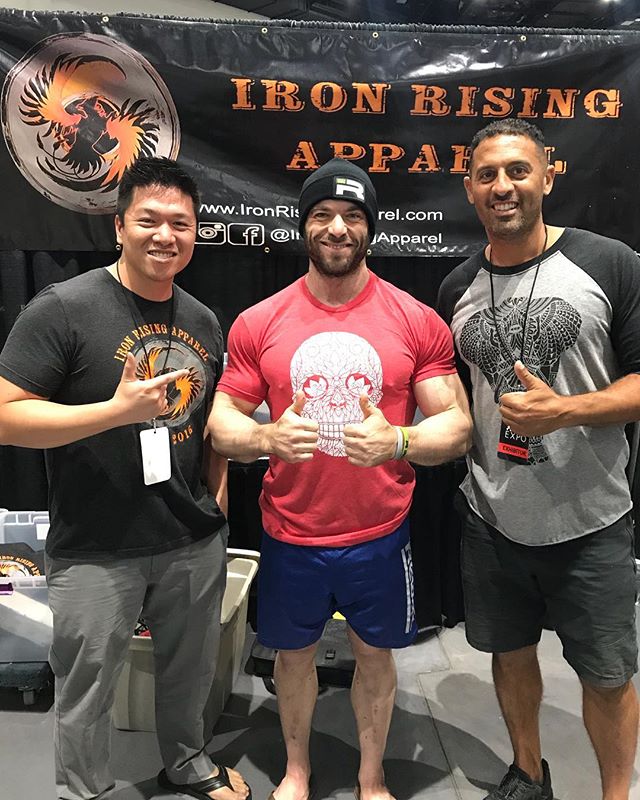 Really enjoyed watching this guy do his thing this weekend! Very nice meeting you @phdeadlift! Thanks for taking a few minutes to chat!
&mdash;
#ironrisingapparel #kernfitnessexpo