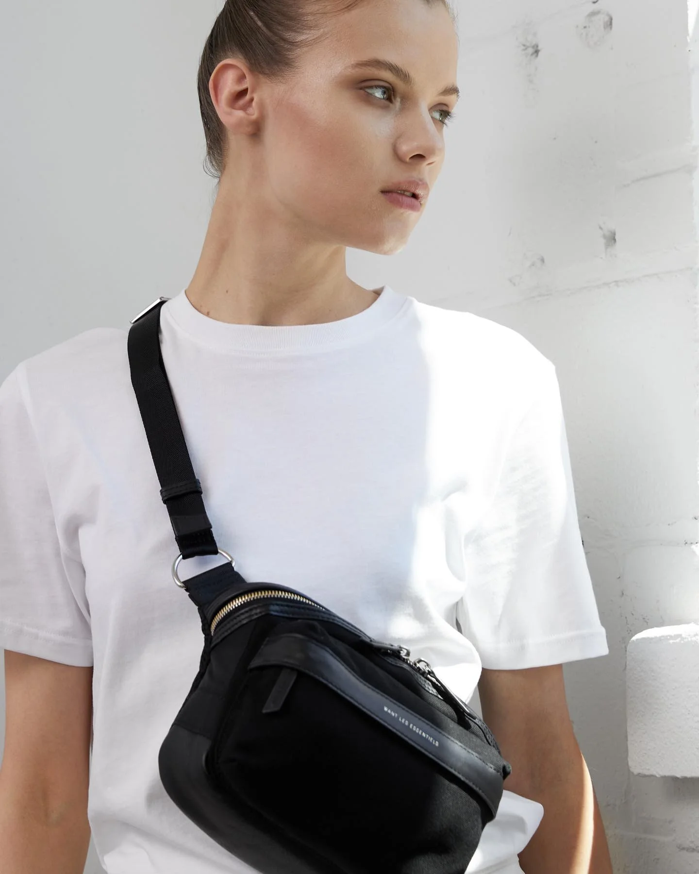 SS21_CARRYOVER_Castillo_Convertible_Belt_Bag_FAP-0102GW_Jet_Black-907_OS_W_10836.jpg