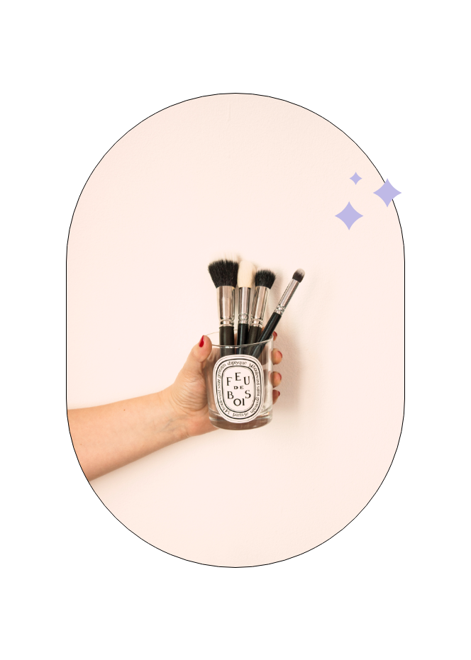 Professional makeup brushes used by Glow by Laura in Barcelona