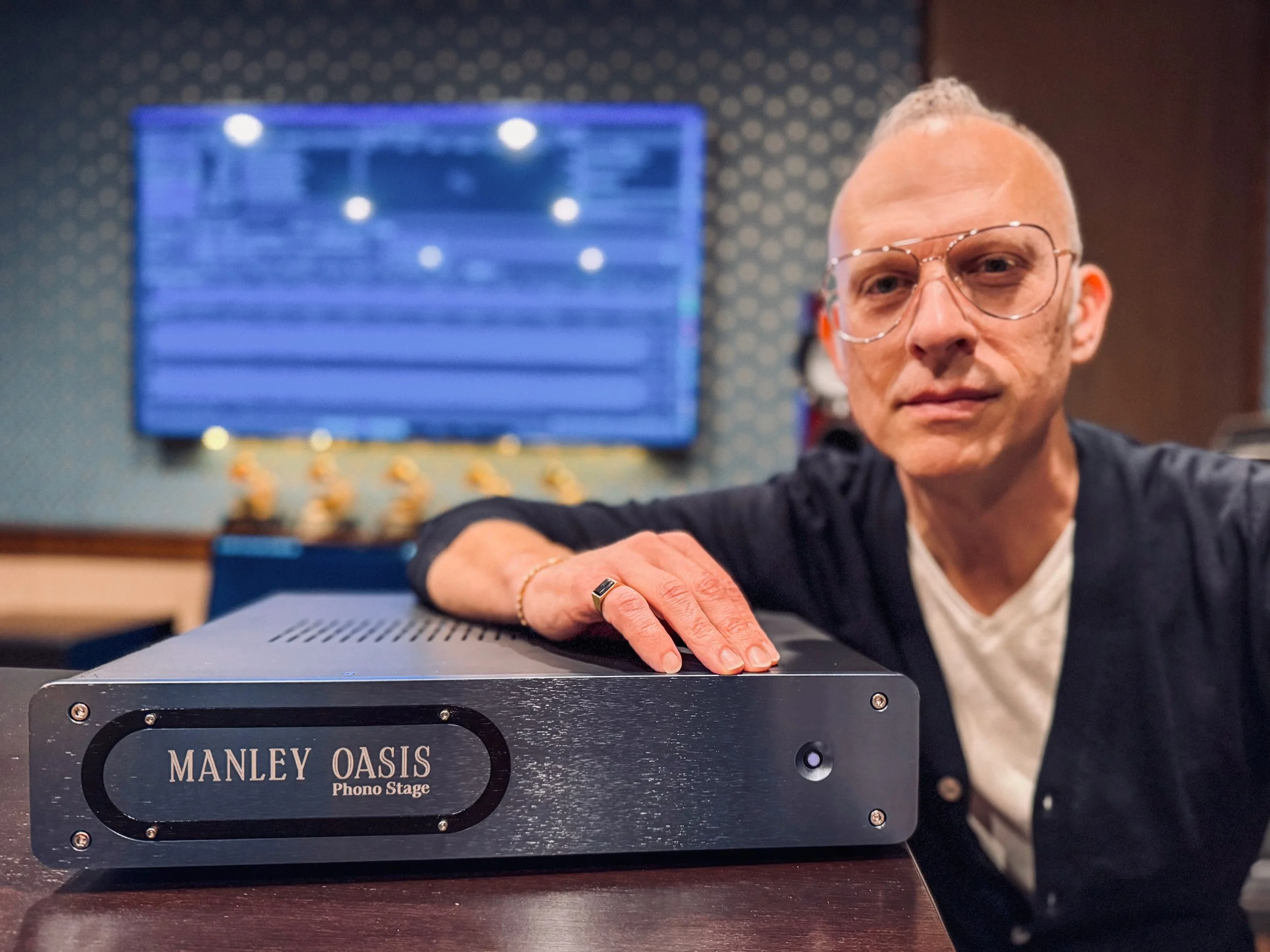 Mastering Engineer Michael Graves Brings Recordings Back to Life with the Manley OASIS Phono Stage