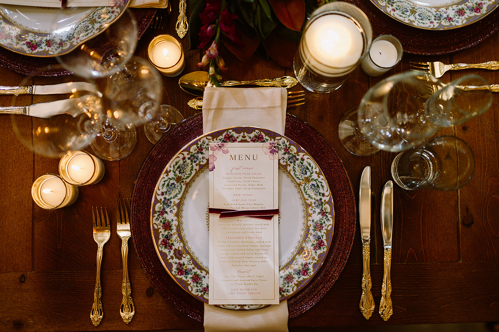 Vintage-china-and-custom-menu-card-place-setting-Barn-at-Lord-Howe-Valley