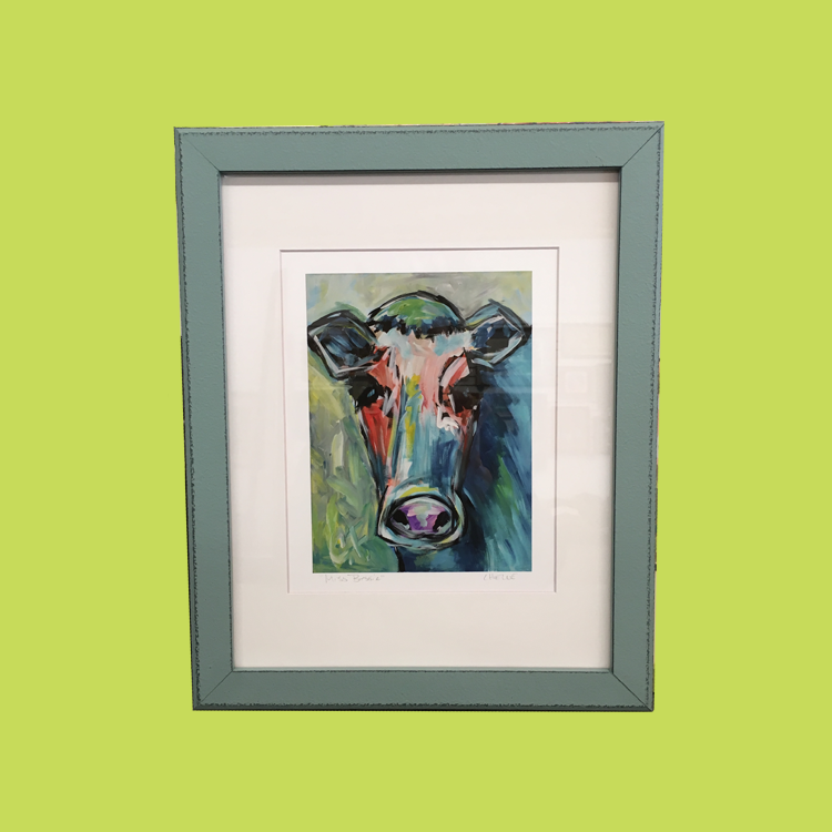 GREEN SQUARE_for frames cow blue frame.png