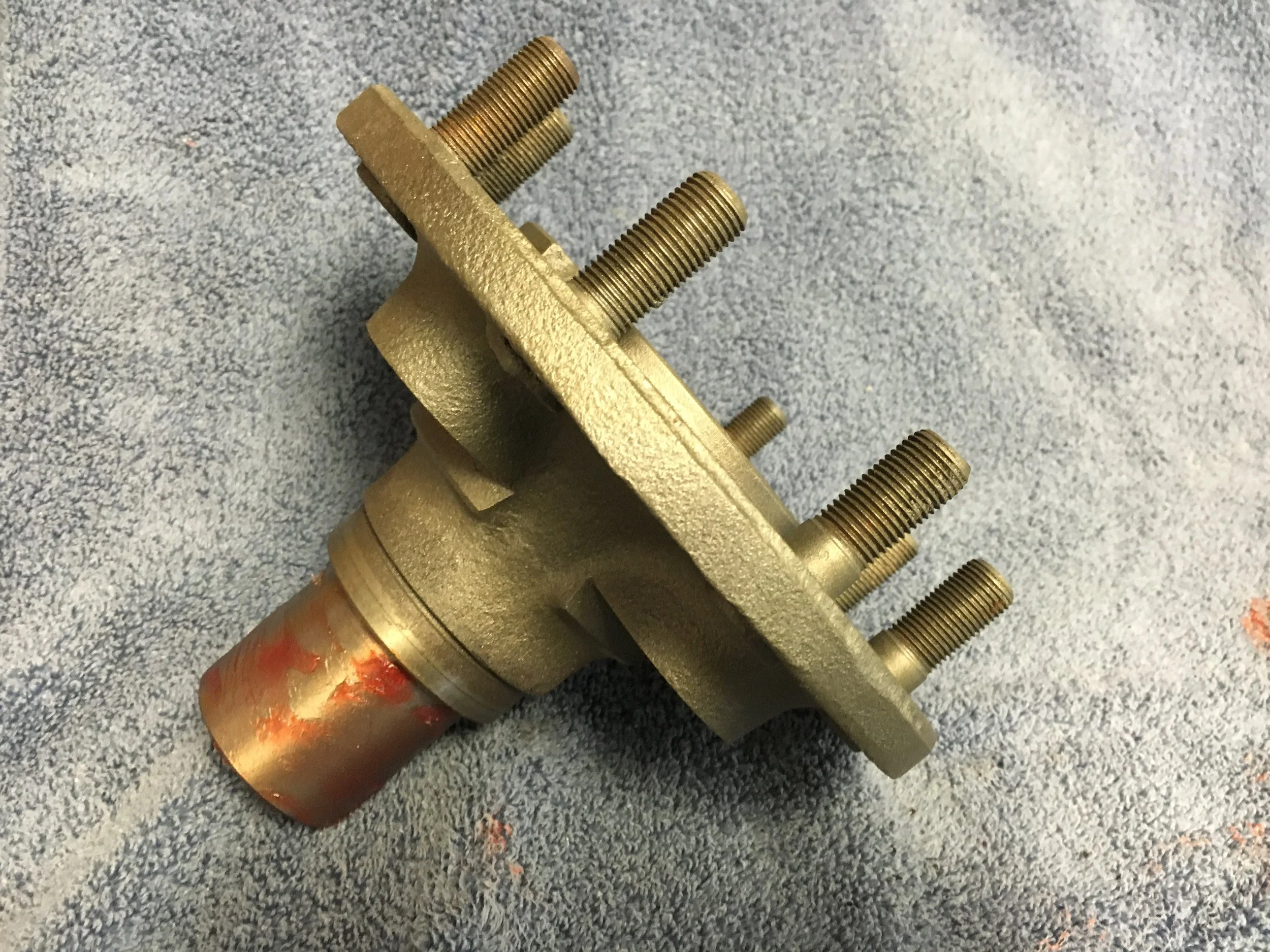 Front Wheel Hub IMG_0208.JPG