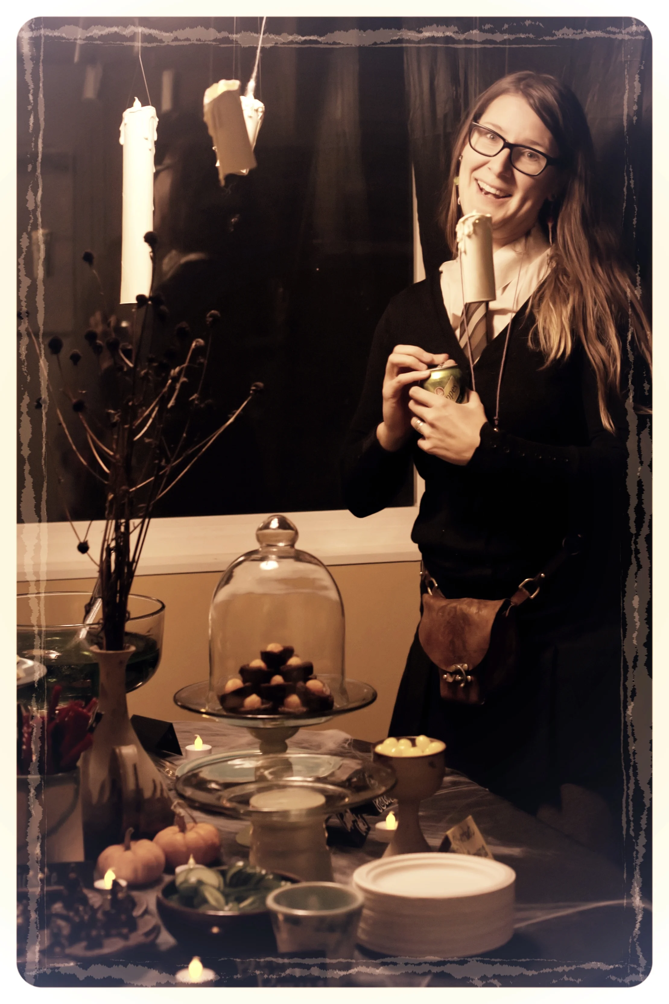 rena-lundrie-halloween-party_5548.jpeg