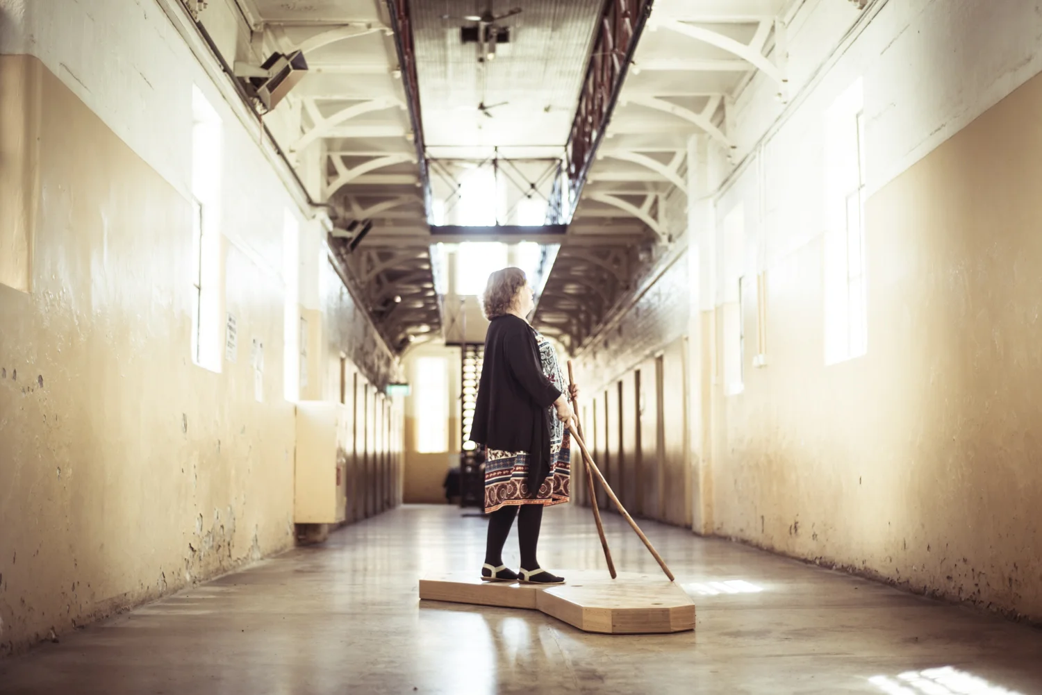Dustcloud: Prologue, Castlemaine Gaol, Dja Dja Wurrung, 12 October 2018. Contributing artists: Fayen d’Evie, Bryan Phillips, Andy Slater, Janaleen Wolfe, Will Kollmorgen, Adam Leslie, Aaron McPeake, Pippa Samaya. Photo by Pippa Samaya.