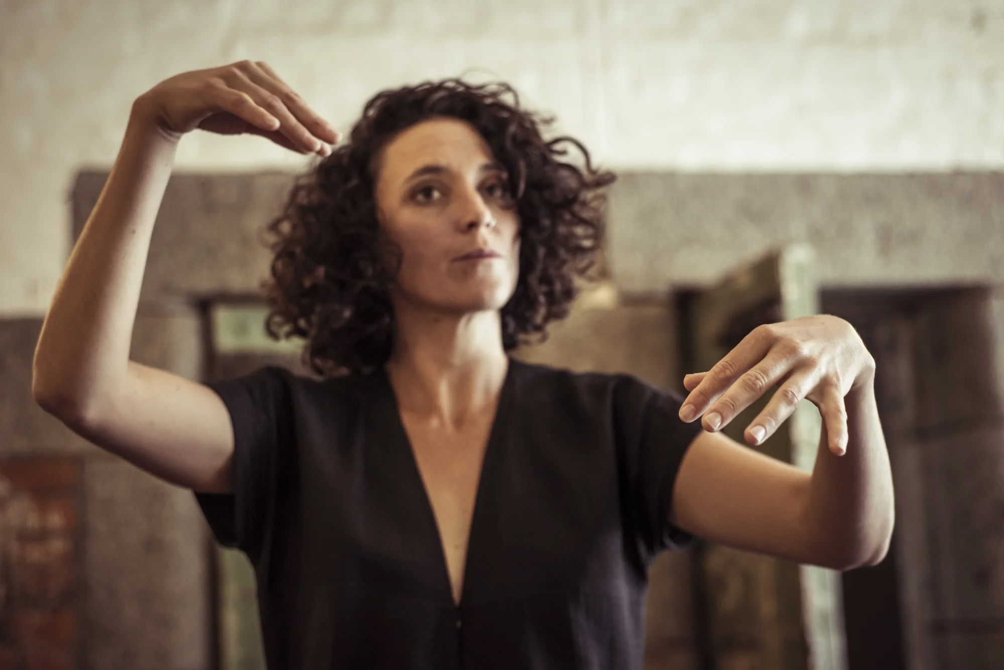 Hauntings / Shape of an Echo 2019. Castlemaine State Festival. Fayen d’Evie, Andy Slater, Anna Seymour, Pippa Samaya, with Ilana Gelbart and Jaycob Campbell. Old Castlemaine Hospital. Photo by Pippa Samaya.