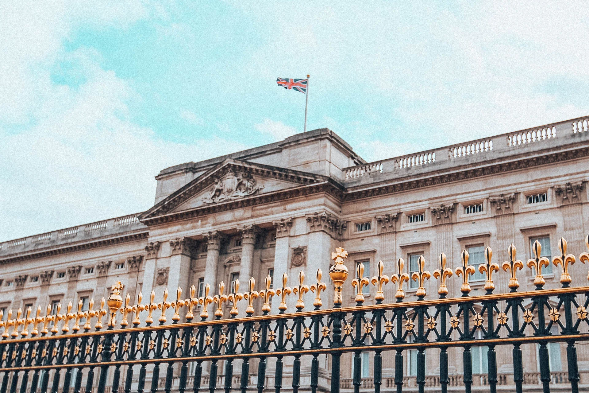 24 Hours in London
