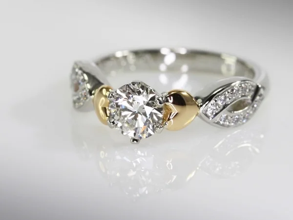 Manjian bespoke rings001.JPG