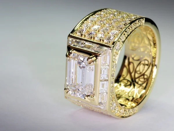 Manjian bespoke rings004.JPG