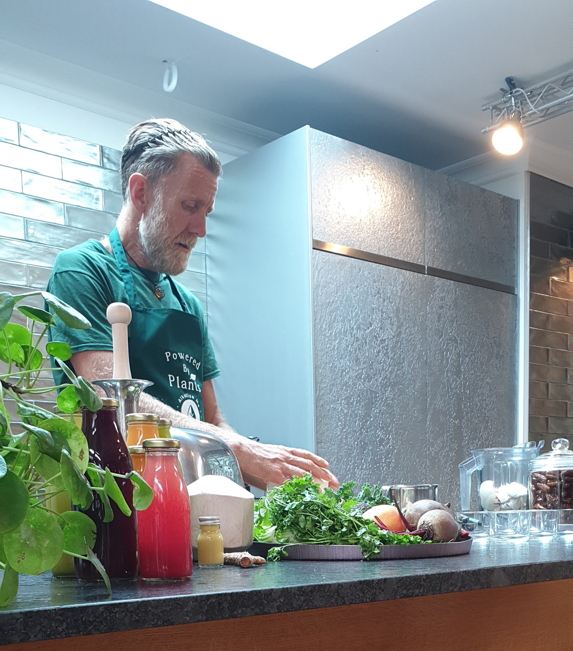 Filming raw food workshops