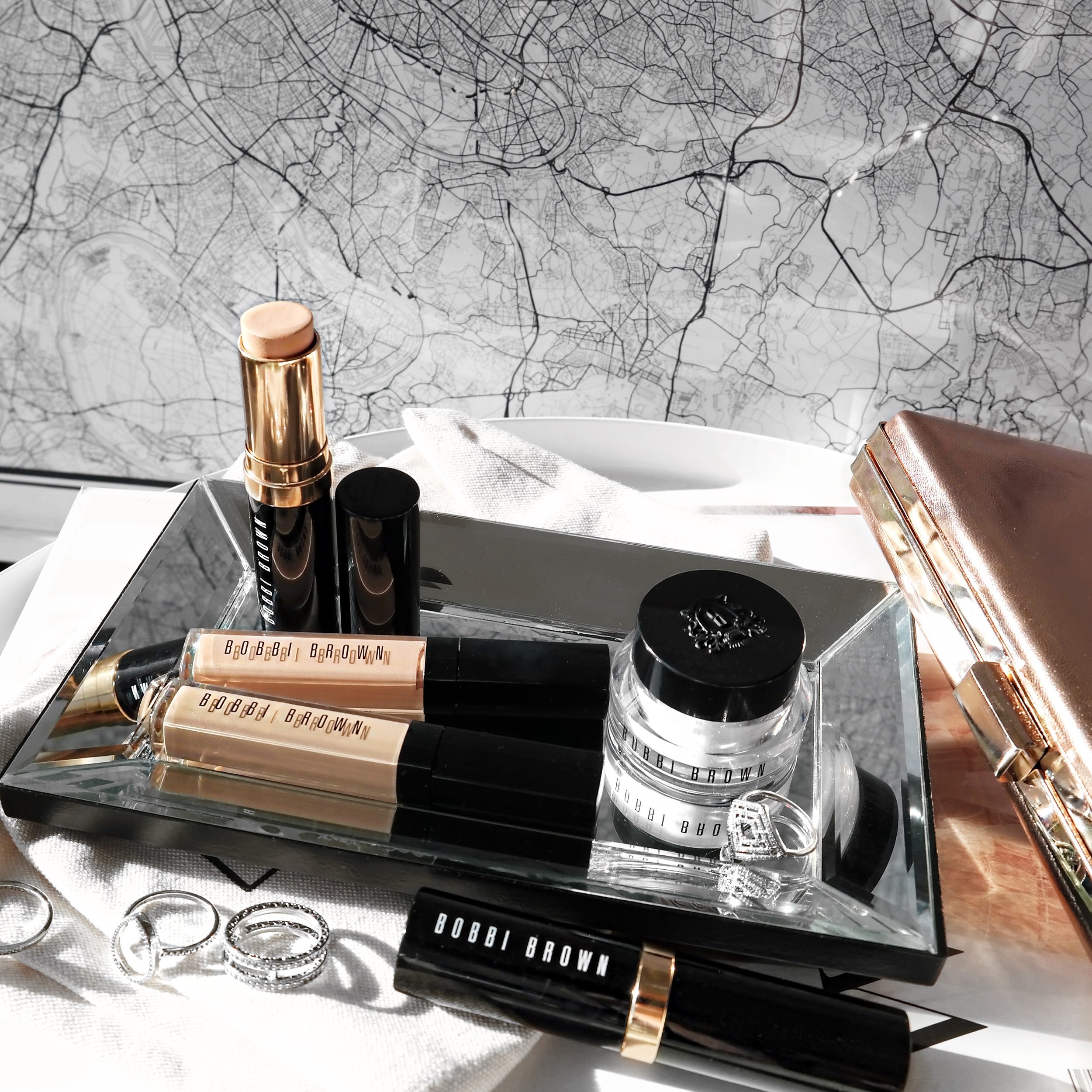 Bobbi Brown Instant Full Cover Concealer review | Izzy Wears Blog