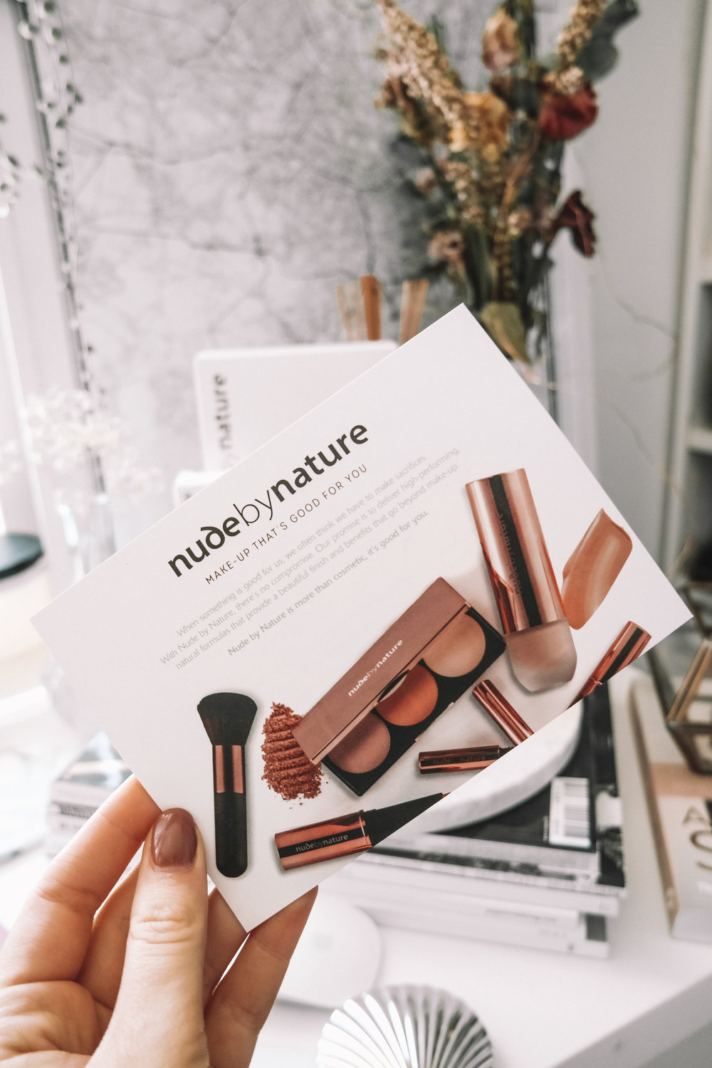 Pensioneret Orkan Ejeren Autumn Makeup with the Nude by Nature Autumn Collection — Izzy Wears Blog