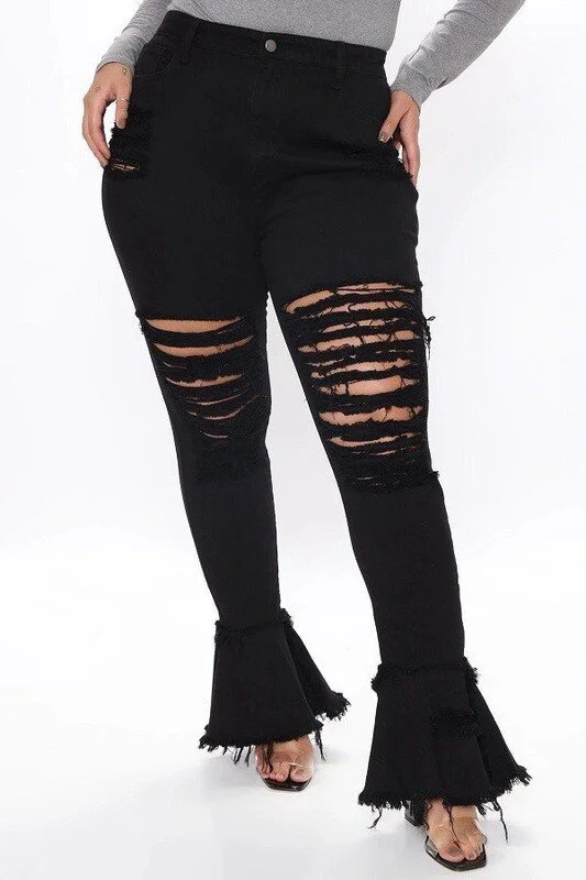 Distressed Bell Bottom Jeans (Plus Size)