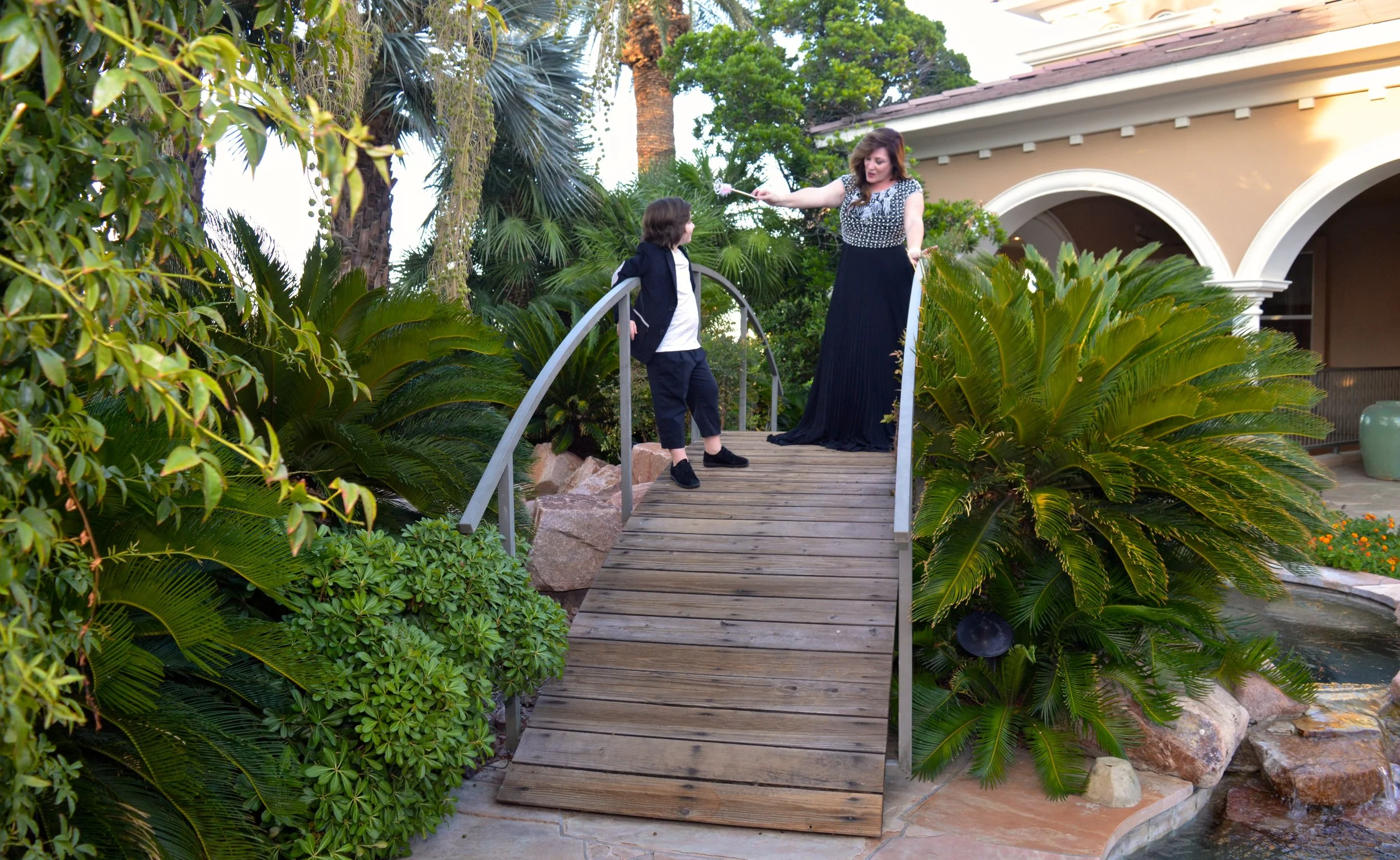 Mrs. Atlas Hollywood