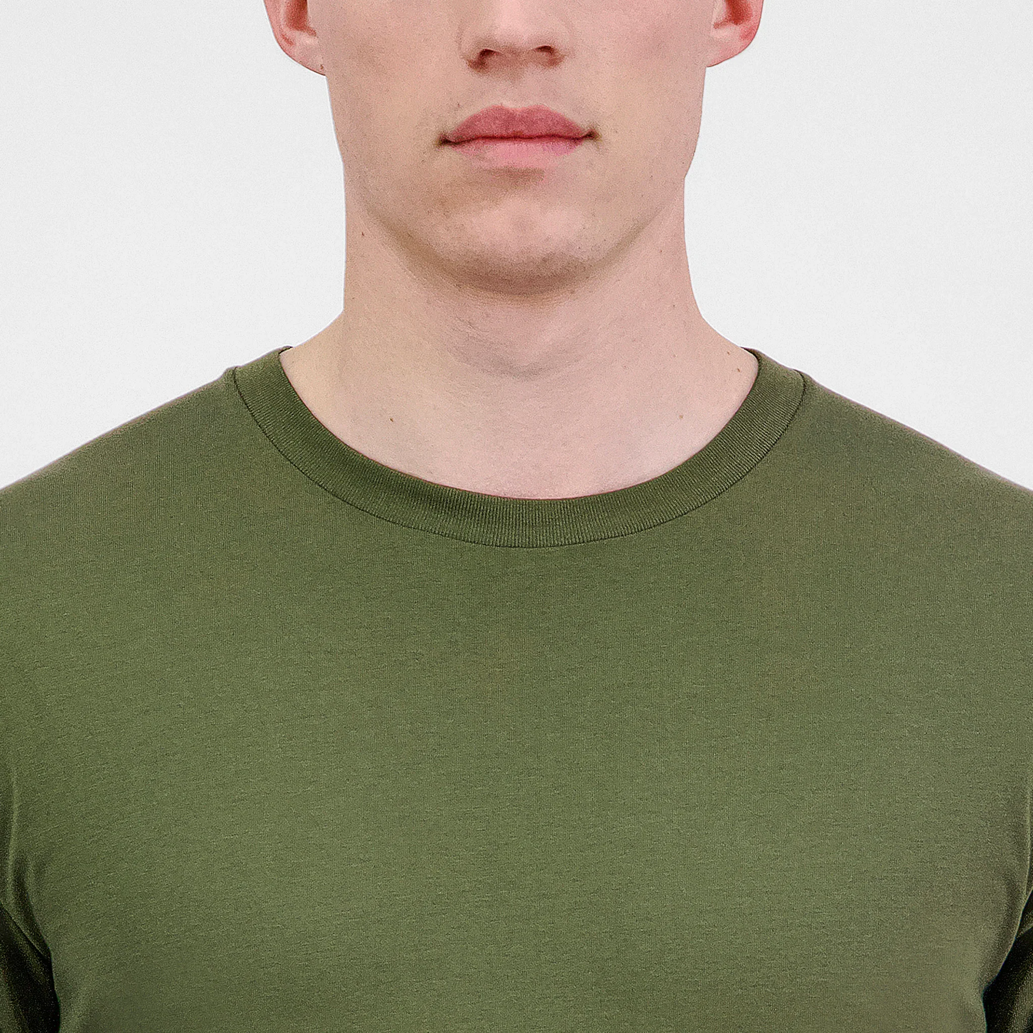 Army-Mens-Basis-Long-Sleeve-Tee-D.webp