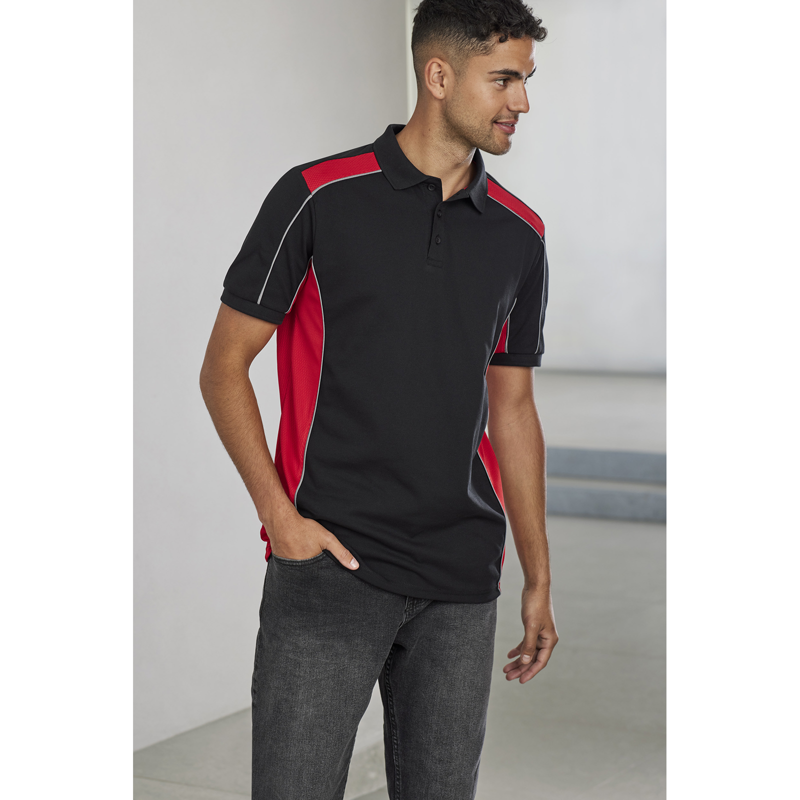 P413US_Talent_Black_Red_03 copy.png
