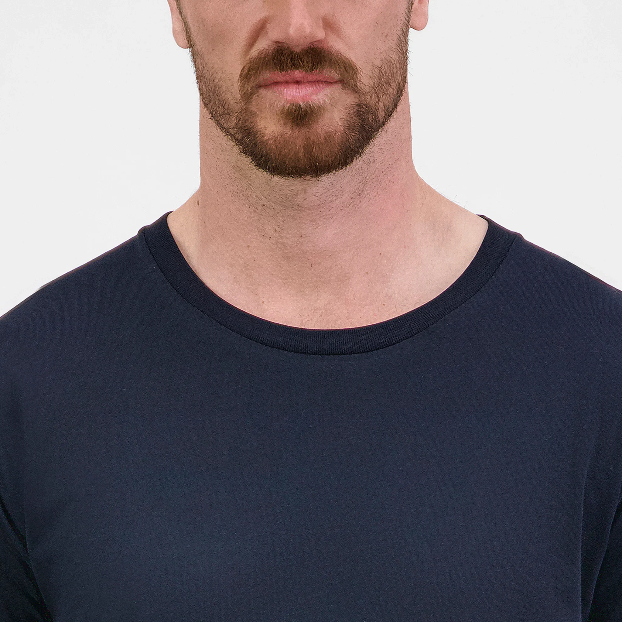 Navy-Mens-Basis-Short-Sleeve-Tee-D.webp