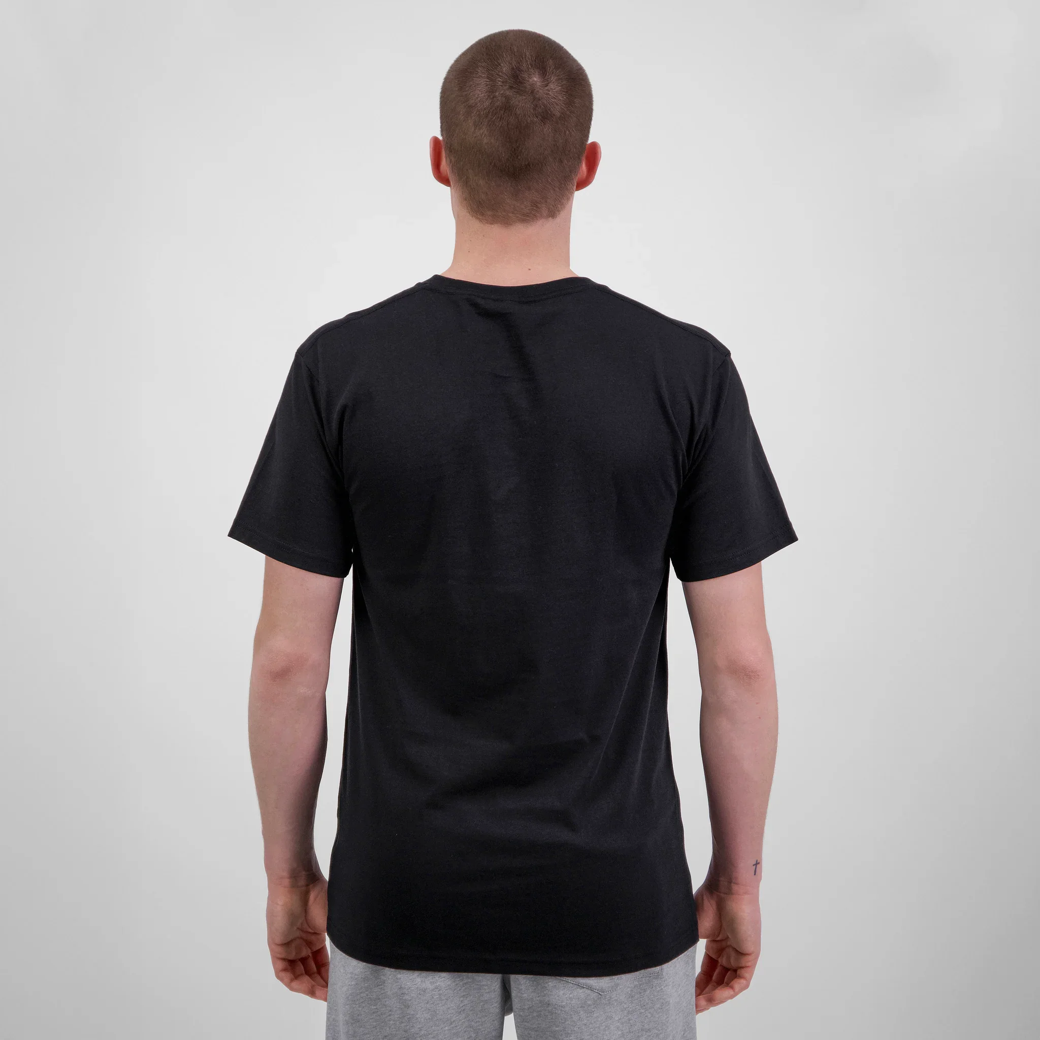 Black-Mens-Basis-Short-Sleeve-Tee-C.webp