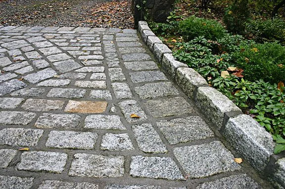 cobblestone.jpg