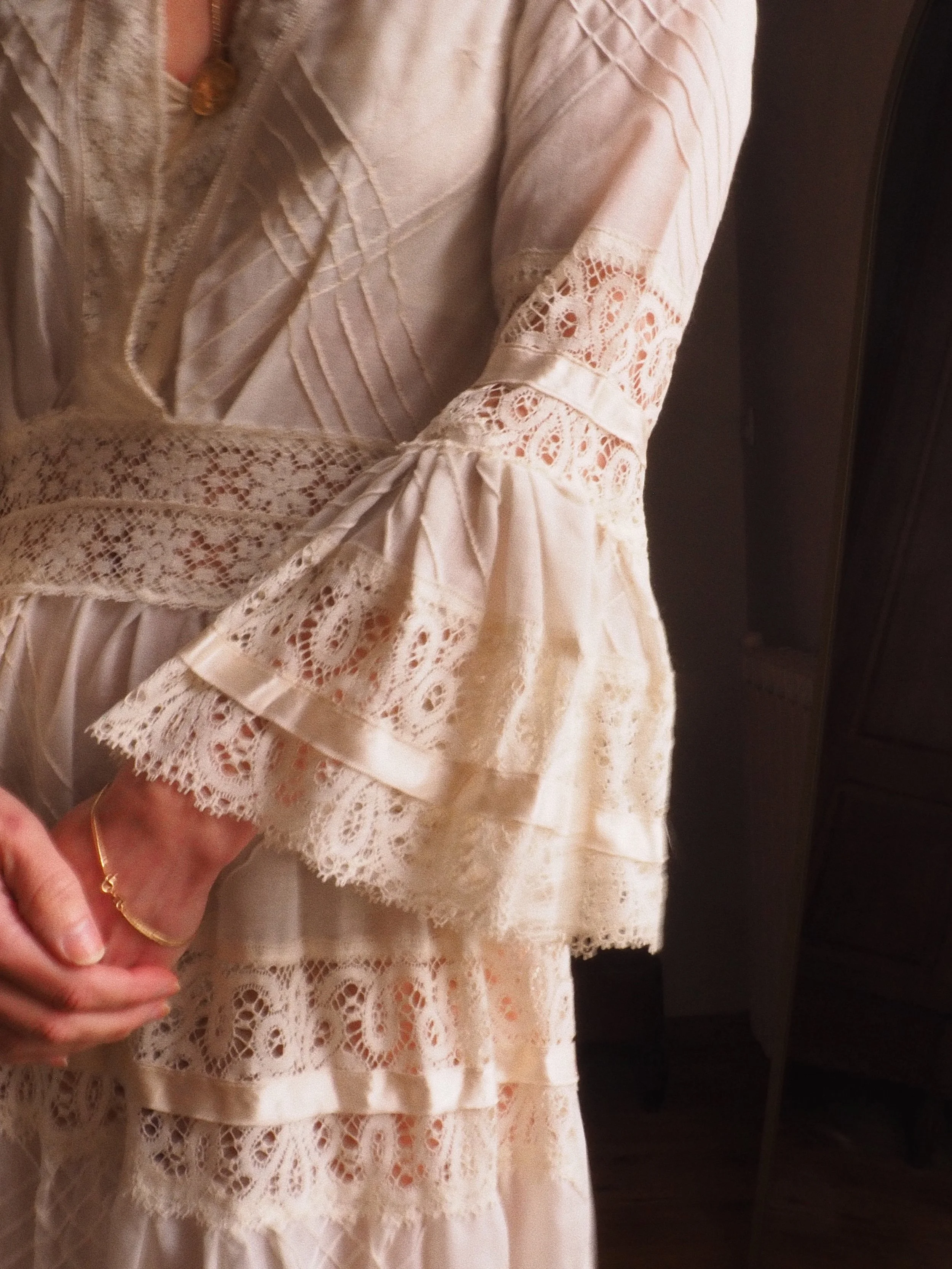 HEIDI VINTAGE CREAM DRESS