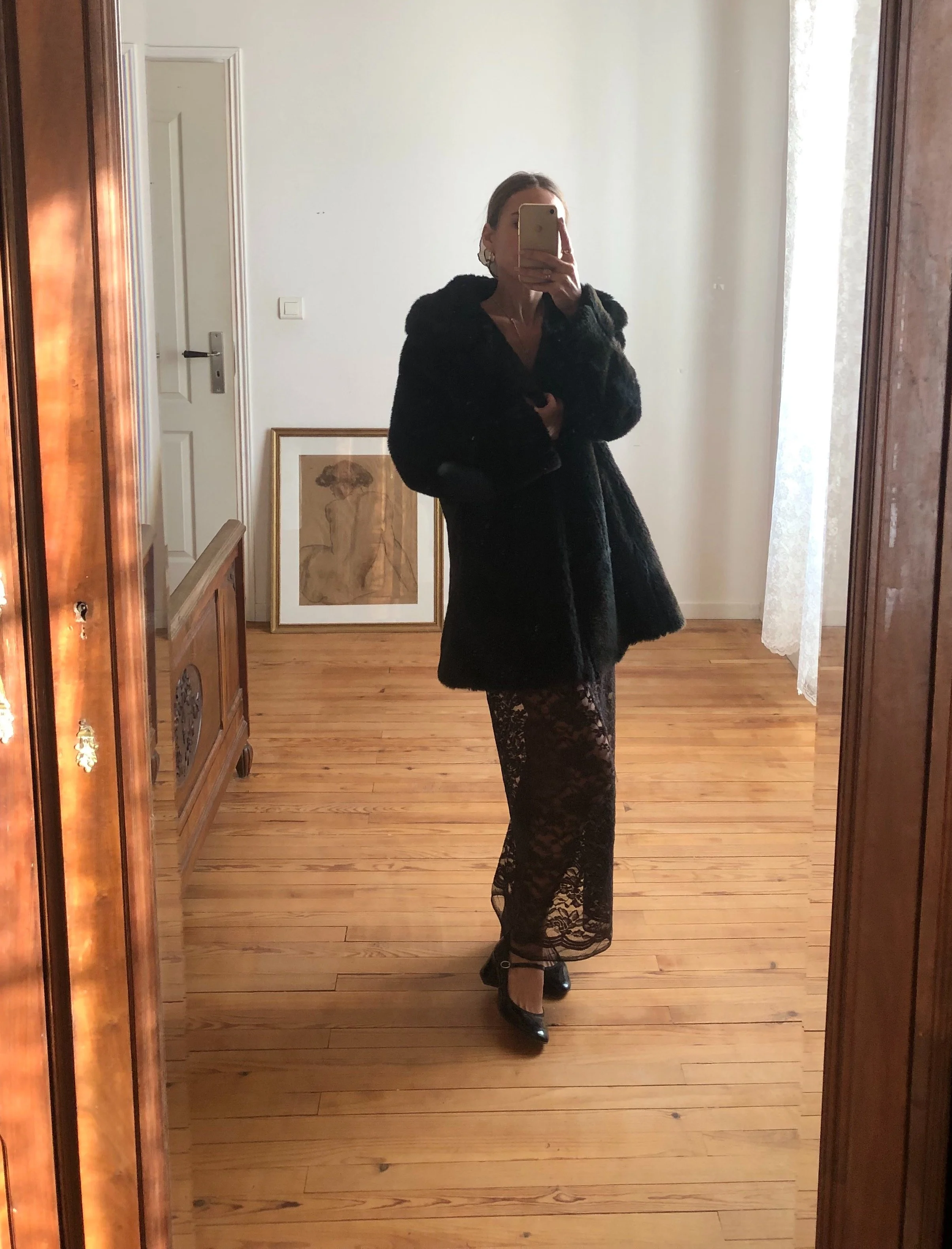 SOIR BLACK FAUX FUR COAT