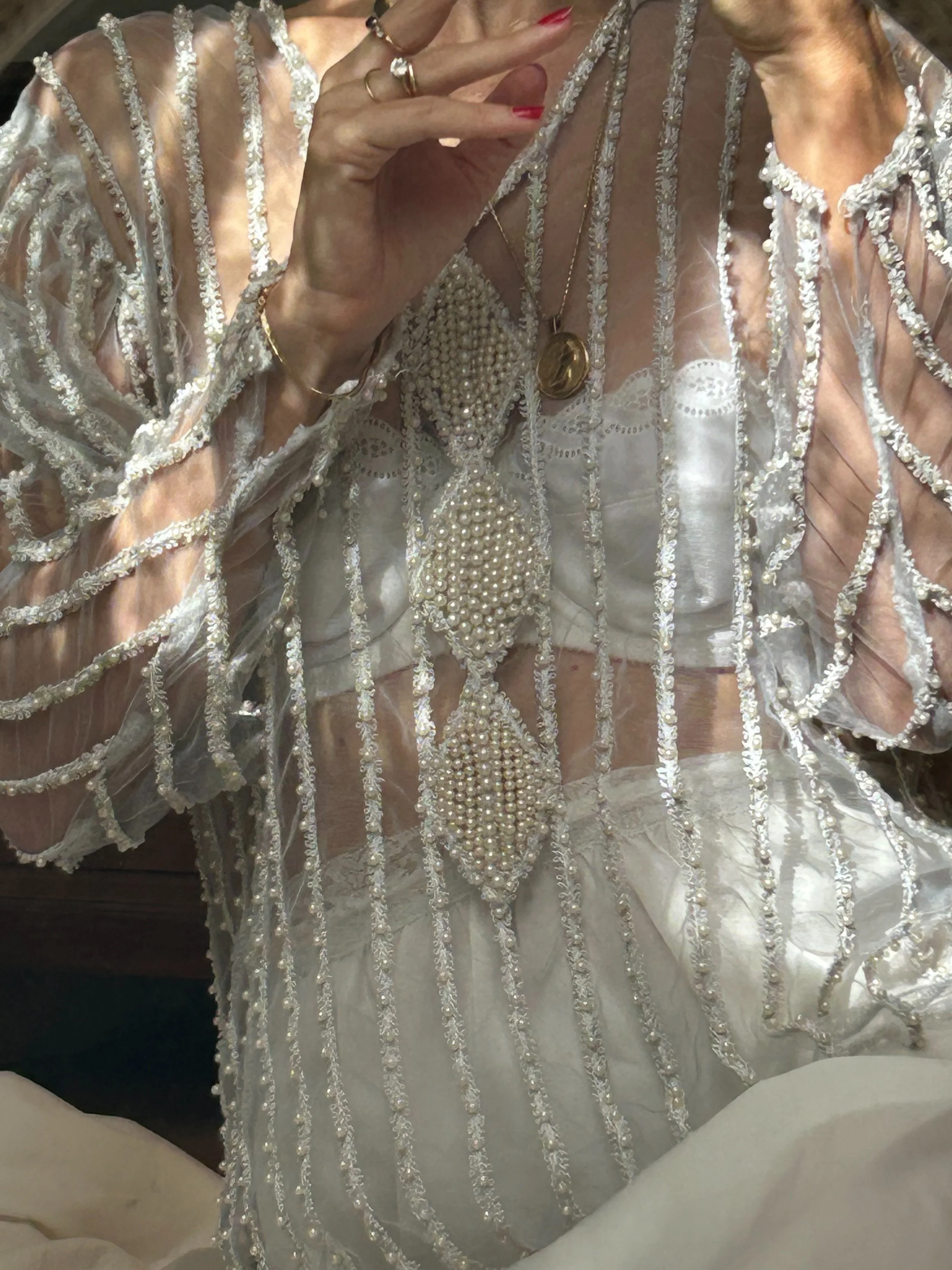 PEARL VINTAGE BLOUSE