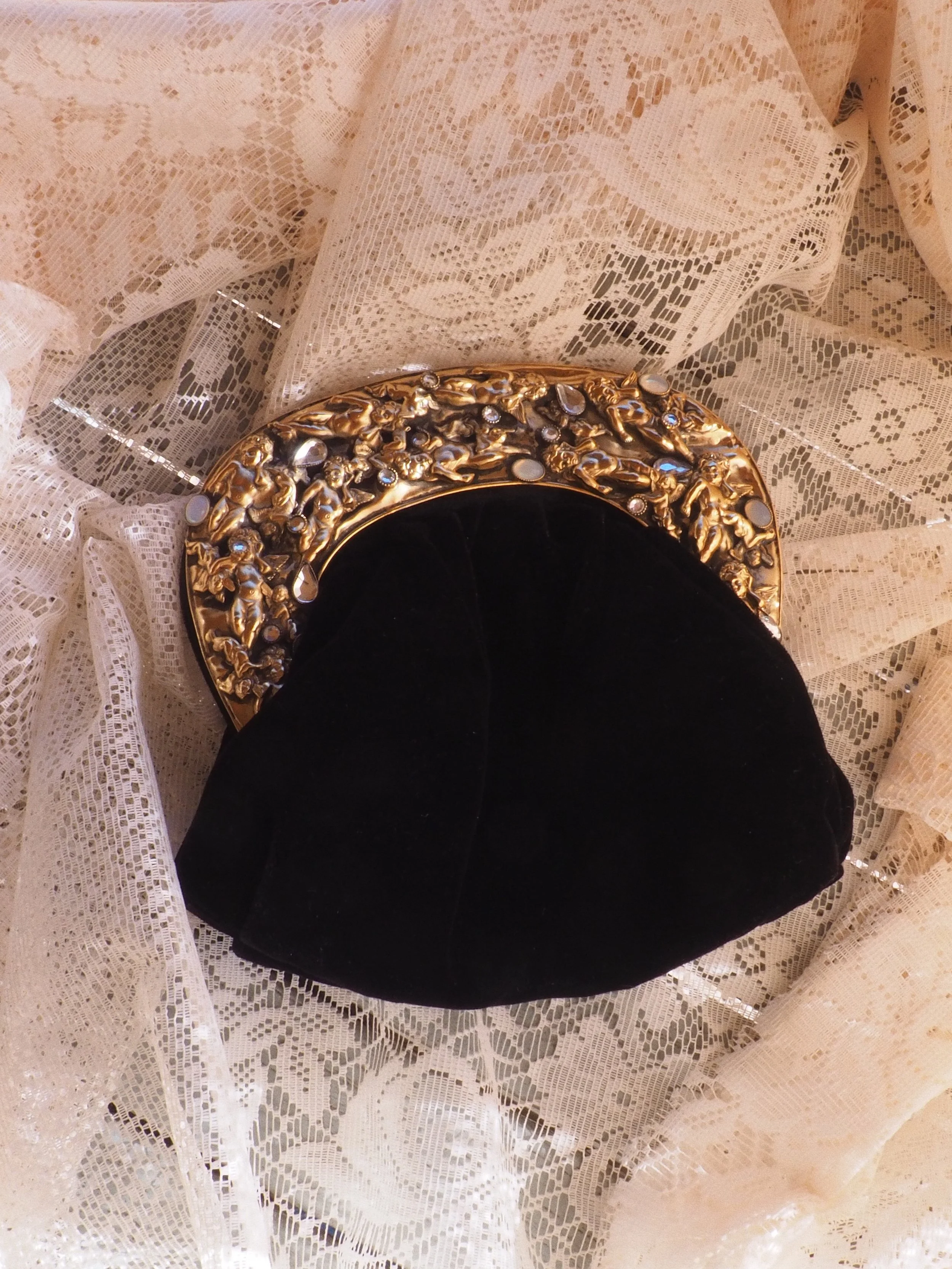 FIRENZE VINTAGE VELVET BAG