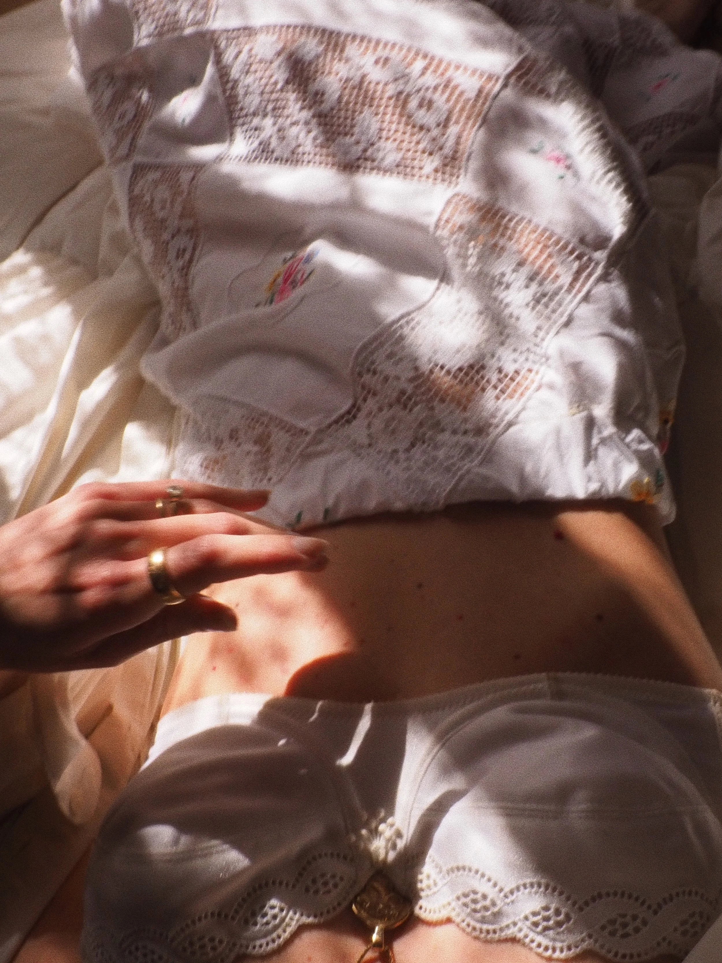 FOR LOVE OF THE MOON X CHLOE SKIRT IN MALLORCA